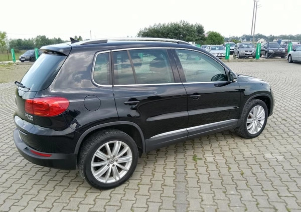 Volkswagen Tiguan cena 39900 przebieg: 230000, rok produkcji 2012 z Stąporków małe 379
